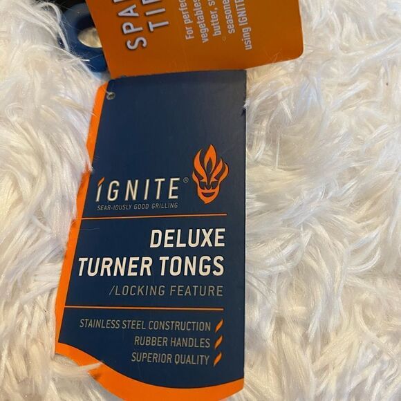 *NWT* Ignite Deluxe 2 in 1 Stainless Steel Locking Tongs & Spatula (17" Long) - Picture 4 of 5